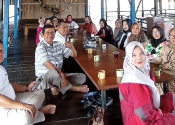 Induk Keluarga Minang (IKM) Cimahi Mempererat Kebersamaan melalui Diskusi dan Jalan-jalan